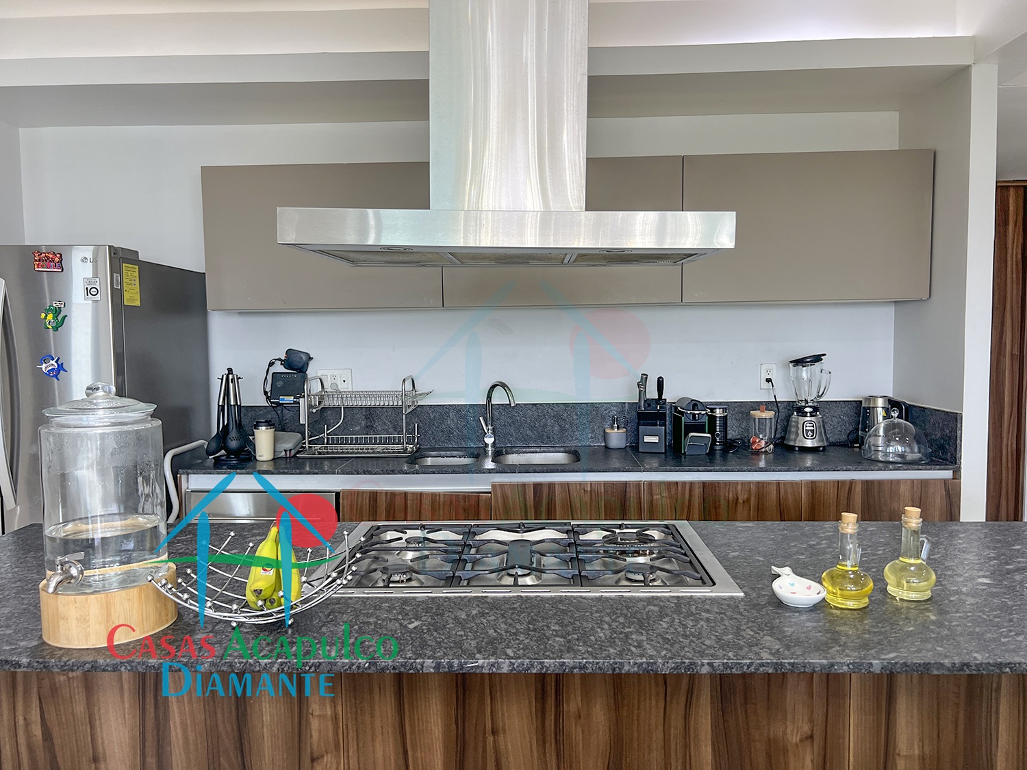 La Isla Emerald I8 - Cocina 2 La Isla Emerald I8 - Cocina 2